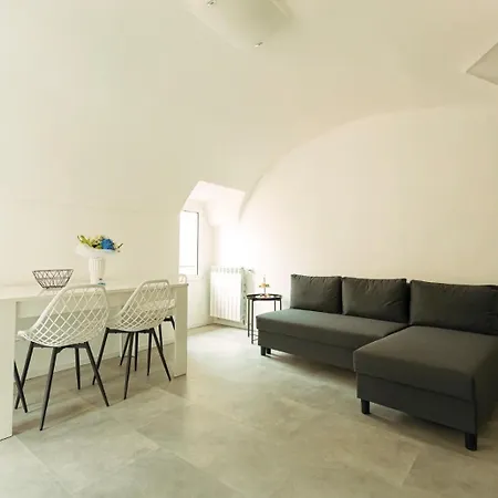 La Casa Di Carlotta By Le Di Tati Sanremo